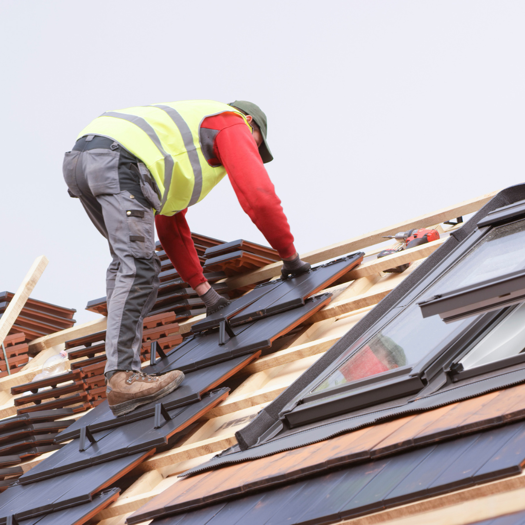 SIDING INSTALLATION AND REPAIR